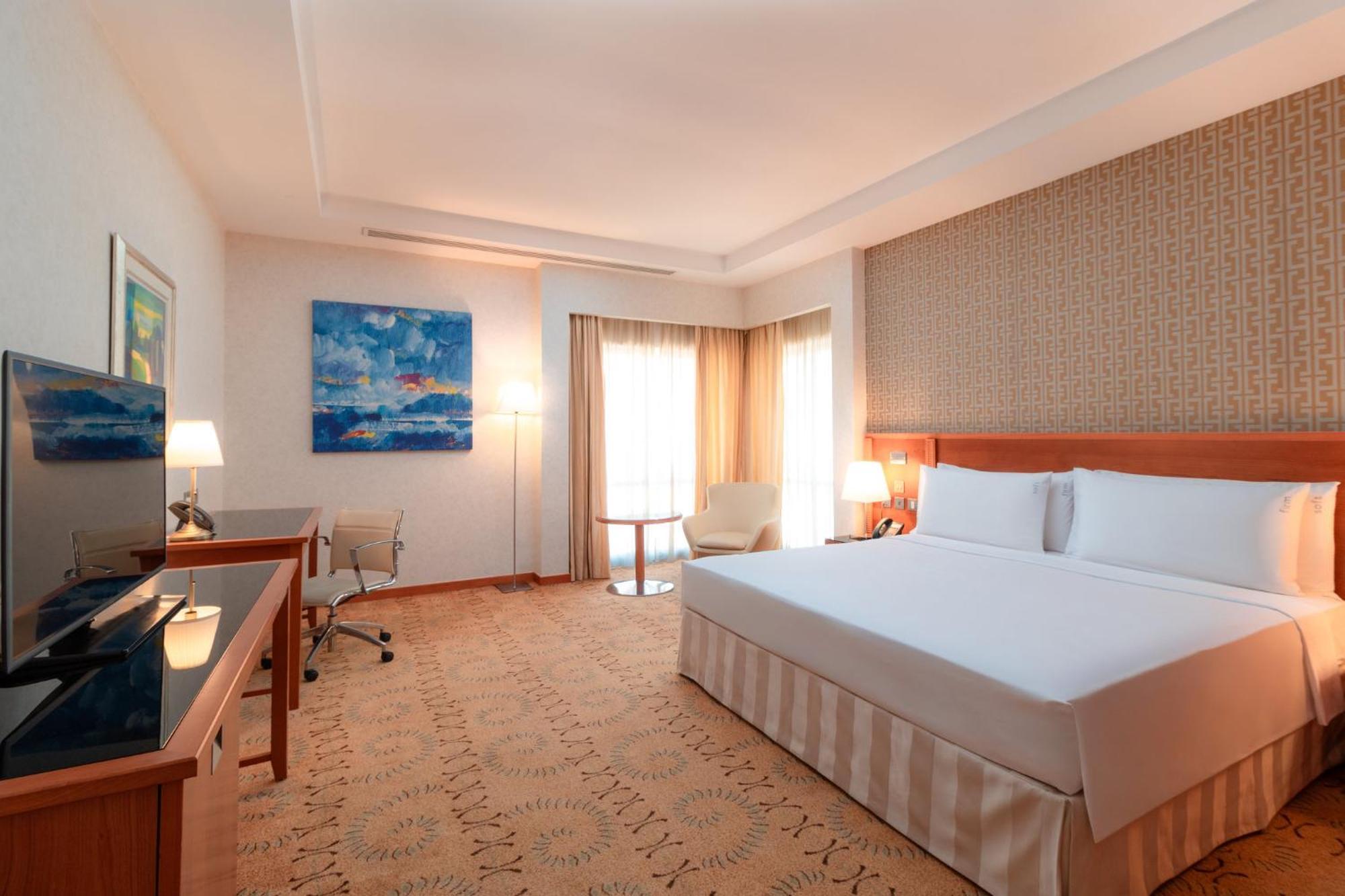 Holiday Inn - Suites Kuwait Salmiya By Ihg Kuveyt Dış mekan fotoğraf